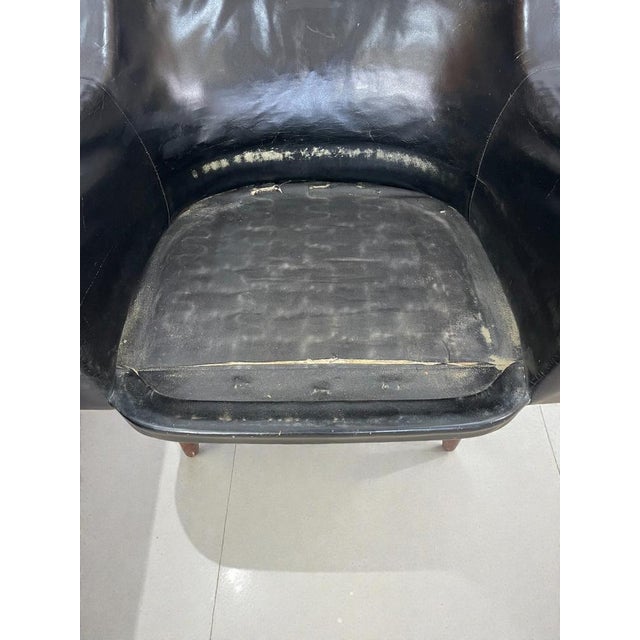 Black Leather Lounge Chairs attributed to Ib Kofod-Larsen, Denmark, 1960s, Set of 2 For Sale - Image 16 of 17