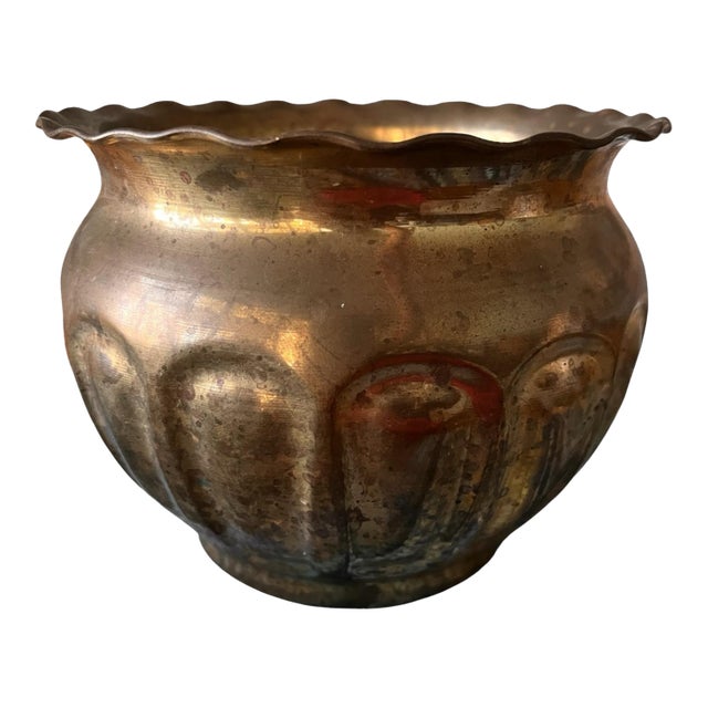 Vintage Mid Century Hammered Brass Planter Flower Cachepot Jardiniere Farmhouse Baroque Traditional Victorian Bohemian Gold For Sale