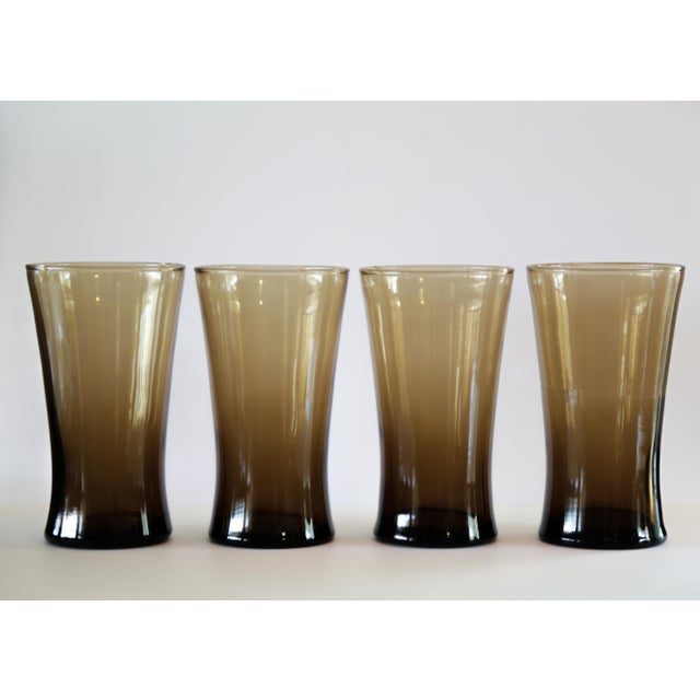 Vintage Anchor Hocking Linden Mocha Tawny Brown Glass Flared Tumblers – 16oz, Retro Mid-Century Style For Sale In San Diego - Image 6 of 18