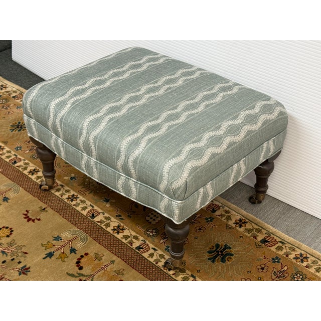 Contemporary Lee Industries Bespoke Ottoman, Style 1442-00 For Sale - Image 3 of 12