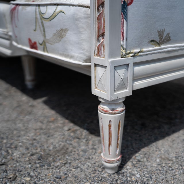 Late 20th Century Late 20th Century Custom Louis XV Fully Upholstered Extendable Daybed by Stark For Sale - Image 5 of 8