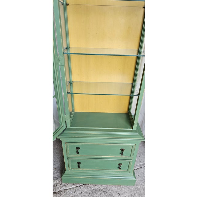 1950s Green MCM Curio Cabinet, Display Cabinet Boho Style, 1950's #1 For Sale - Image 5 of 15