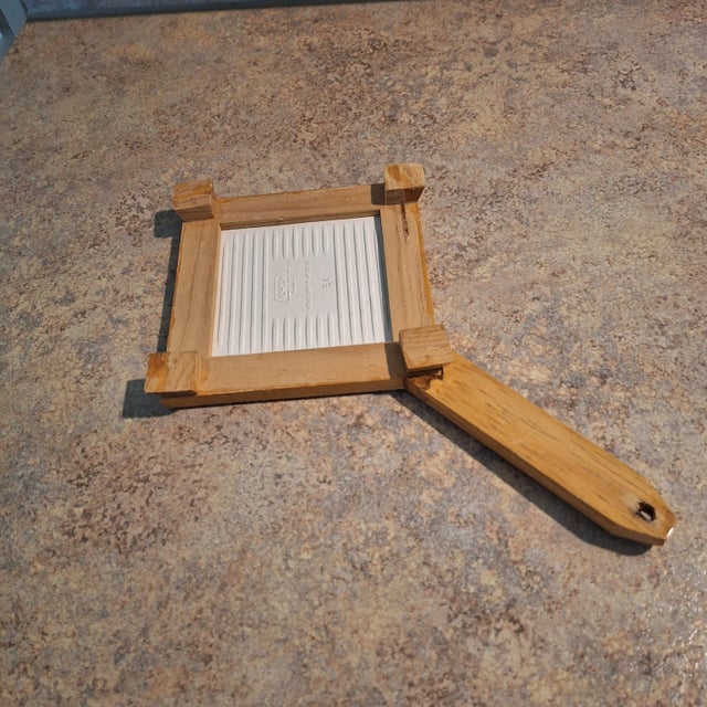 Orion Circa 1970s Orion Monterrey Mexico Ceramic Wood Handled Floral Design Trivet For Sale - Image 4 of 11