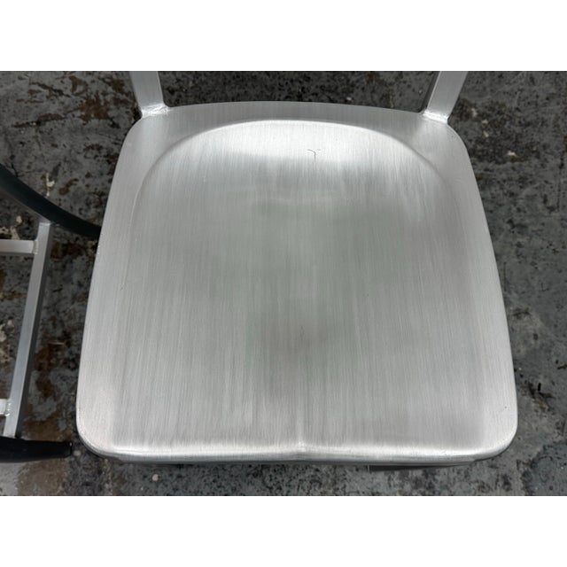 Silver Emeco Style Industrial Modern Aluminum Ladder Back Counter Stools, Pair For Sale - Image 8 of 12