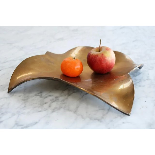 Hollywood Regency Hollywood Regency Sculptural Heavy Brass Wave Bowl, 1960s For Sale - Image 3 of 6