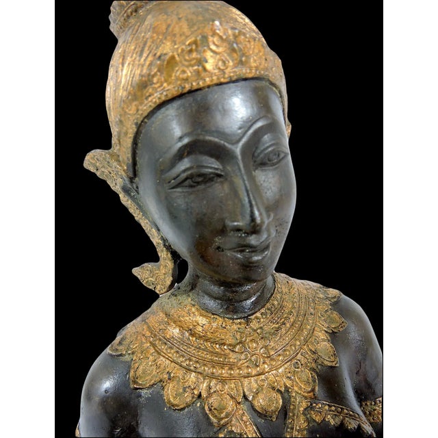 Bronze Thai Bronze & Gilt Female Figure, the Klong Yao Musician Statue / Sculpture For Sale - Image 8 of 13