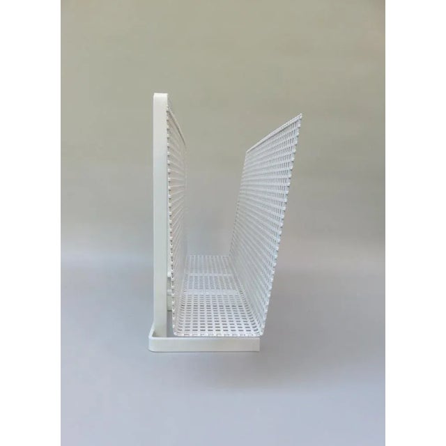 1970s White Powder-Coated Metal Magazine Rack, 1970s For Sale - Image 5 of 14