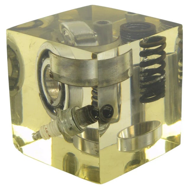 Pierre Giraudon Style Resin Cube Sculpture Paperweight with Car Parts Inclusions 1970s For Sale In Atlanta - Image 6 of 7