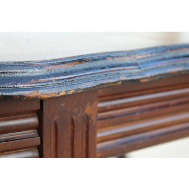Elegant Early 20th Century Victorian-Style Flame Mahogany Library Table For Sale - Image 15 of 17