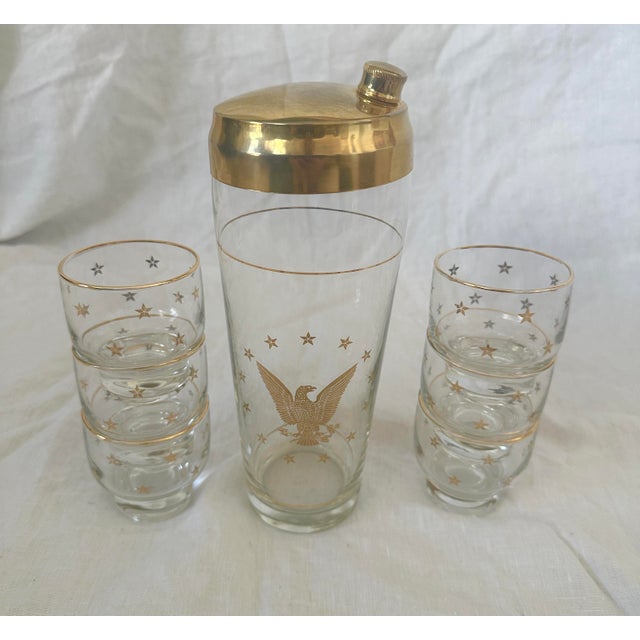 Vintage Mid-Century Modern Culver "Patriotic Eagle" Cocktail Shaker Set of 7 For Sale In Palm Springs - Image 6 of 7