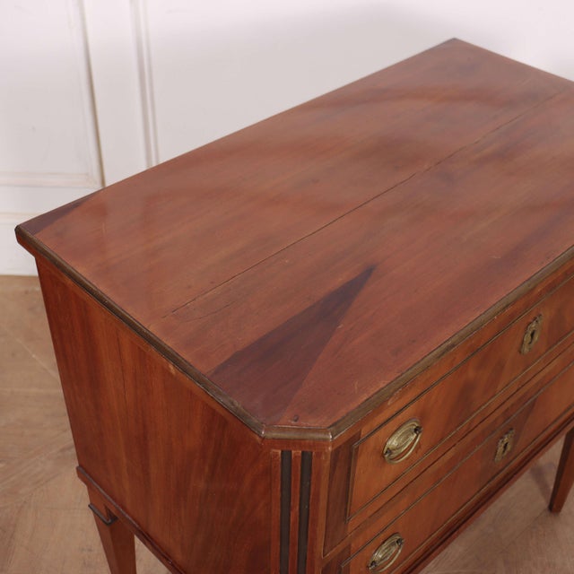 19th Century Italian Mahogany Commode For Sale - Image 10 of 15