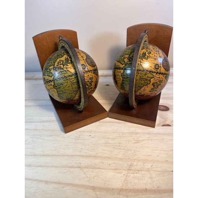 1990s Vintage Olde World Wooden Spinning Globe Bookends Made in Italy -Pair For Sale - Image 5 of 5