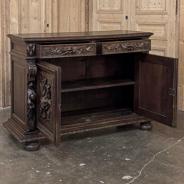 19th Century French Renaissance Revival Hunt Buffet in Old-Growth Oak For Sale - Image 12 of 16