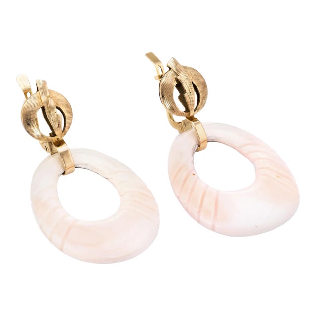 Vintage Angel Skin Coral Hoop Earrings Oval 14 Karat Yellow Gold Estate Jewellery - 2 Pieces For Sale