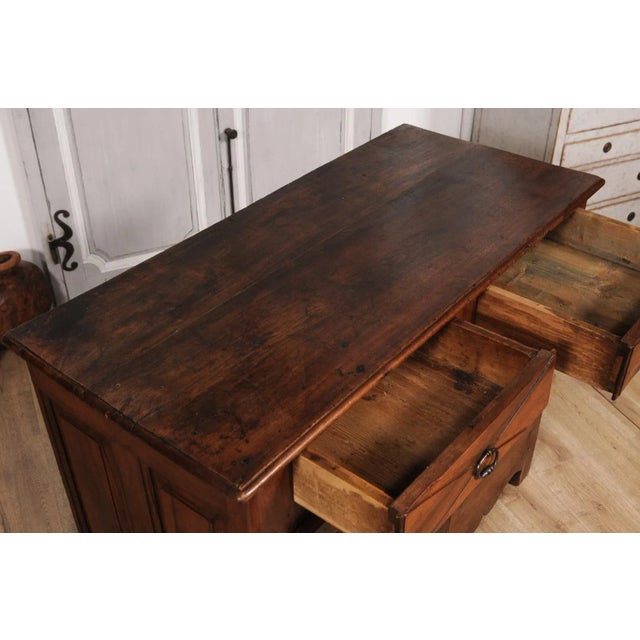 Louis XIV Period 18th Century Walnut Buffet with Carved Quatrefoil Motifs For Sale - Image 10 of 12