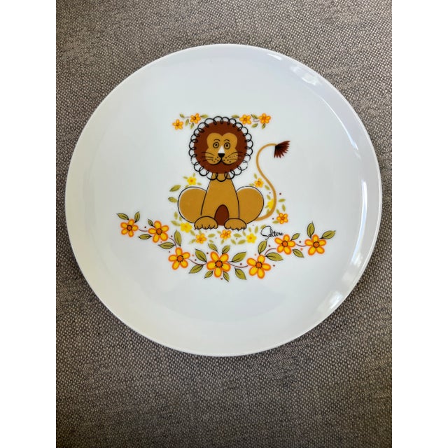 1970s Vintage Child’s Lion Plate 1976 For Sale - Image 5 of 5