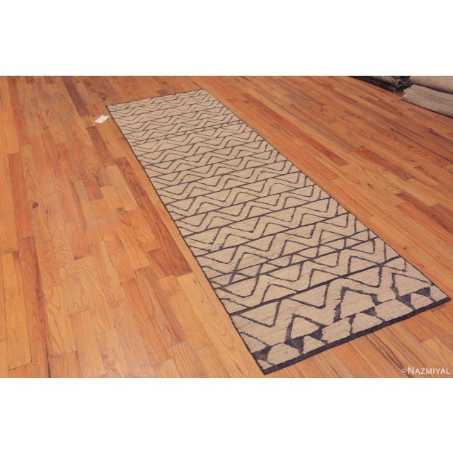 A Facinating Light Ivory Cream Color Background Soft Neutral Tribal Geometric Chevron Pattern Modern Hallway Runner Rug,...