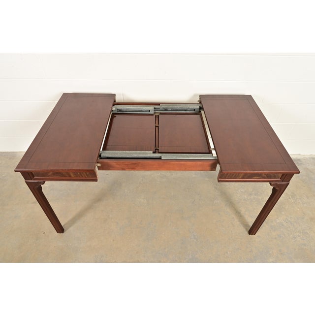 Baker Furniture Georgian Banded Mahogany Extension Dining Table For Sale In South Bend - Image 6 of 13