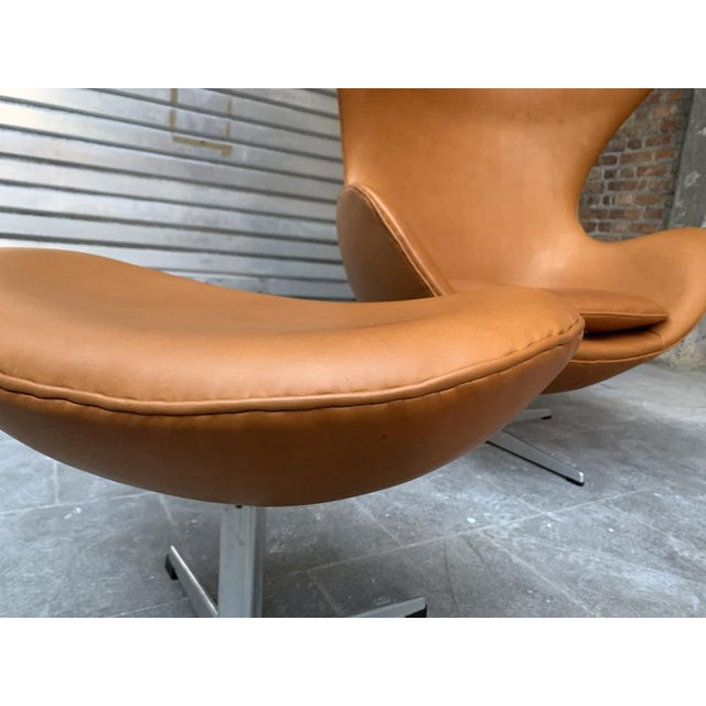 Set of Egg Chair and Ottoman by Arne Jacobsen for Fritz Hansen, 1960s For Sale - Image 14 of 18
