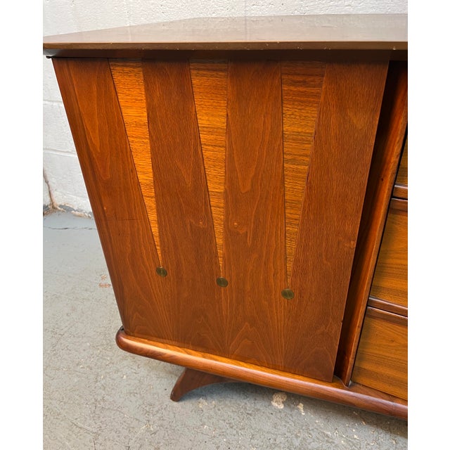 Mid-Century Modern Walnut Dresser With Sculpted Inlay Drawer Fronts For Sale - Image 11 of 16