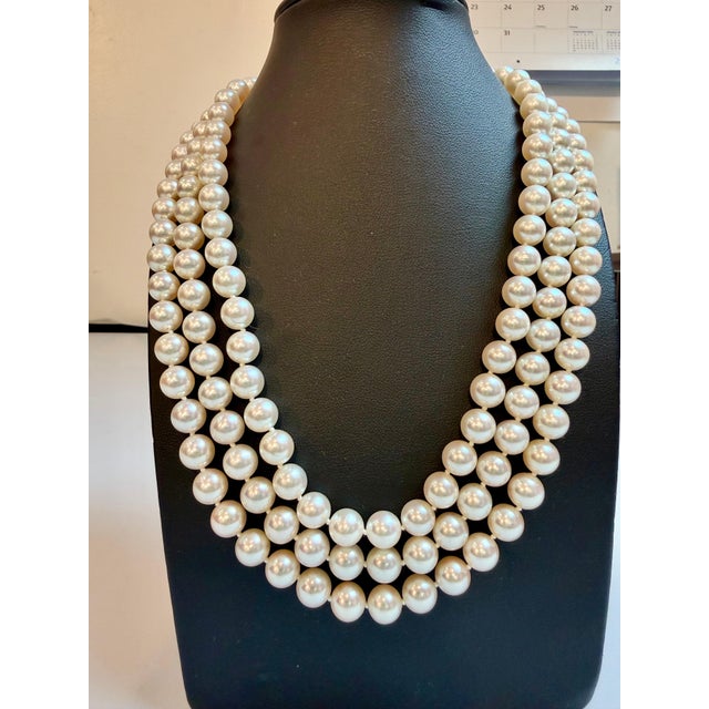 2020s 8mm Akoya Japanies Pearl Triple Strand Choker Necklace, 18k White Gold & Diamond For Sale - Image 5 of 8