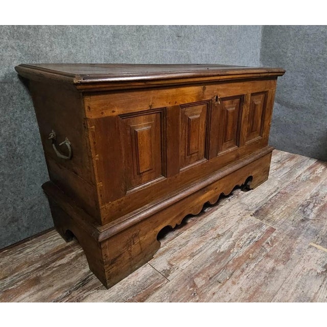 Large Antique Walnut Chest, 1700s For Sale - Image 3 of 9