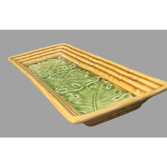 Contemporary Late 20th Century Monterey Tropical Majolica Bamboo & Green Monstera Leaf Pattern Hors D Oeuvres Dessert Tray Platter For Sale - Image 3 of 7