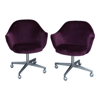 Saarinen for Knoll Executive Swivel Chairs - a Pair For Sale