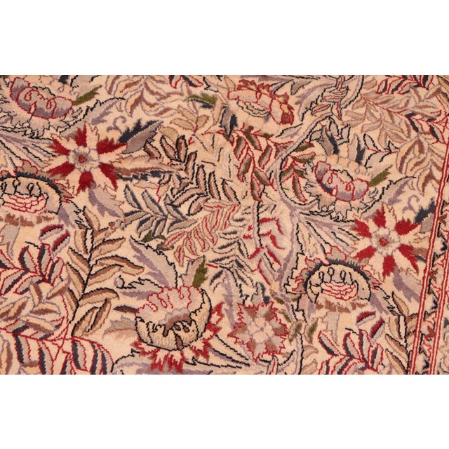1990s Elegant Nagi Pak-Persian Caren Beige/Red Wool Rug - 8'2'' X 10'6'' For Sale - Image 5 of 9