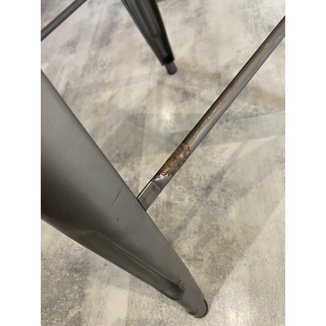 H75 Industrial Stackable Bar Stool in Varnished Metal by Xavier Pauchard for Tolix, 1950s For Sale - Image 15 of 18