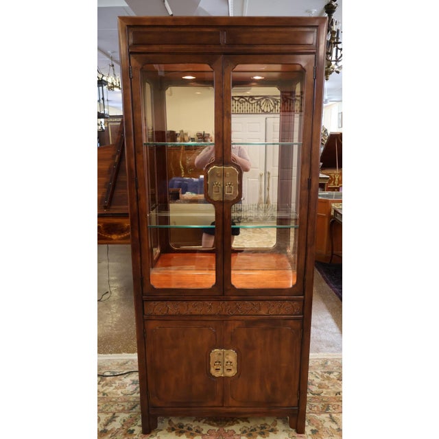 Henredon 1980s Henredon Asian Style Folio 16 Display Case Curio China Cabinet For Sale - Image 4 of 17