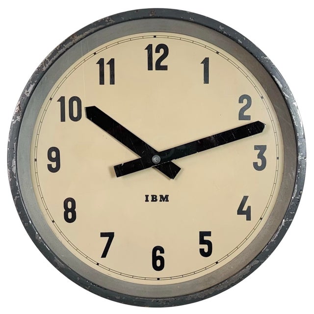 Industrial Dark Grey Factory Wall Clock from IBM, 1950s For Sale - Image 18 of 18