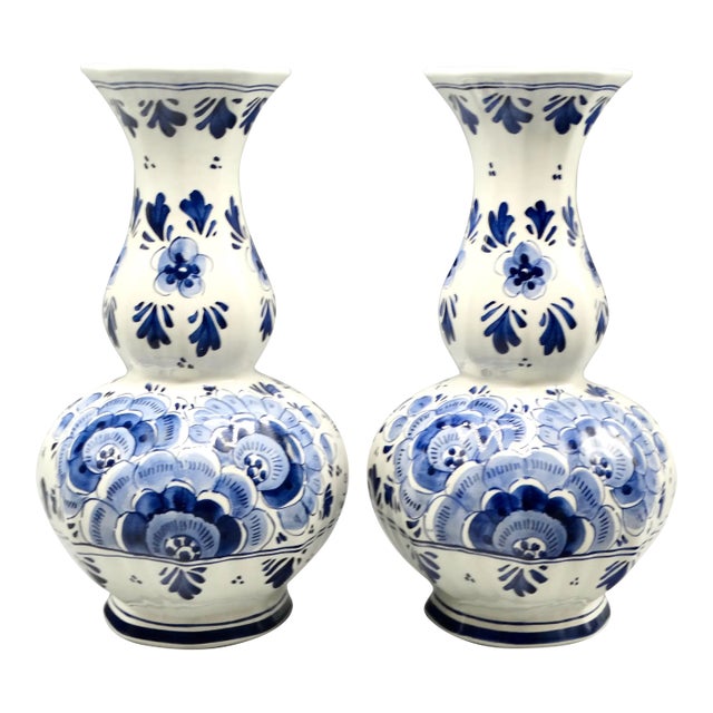 Lobed Bulbous Dutch Delft Vases Hand Painted, a Matched Pair For Sale