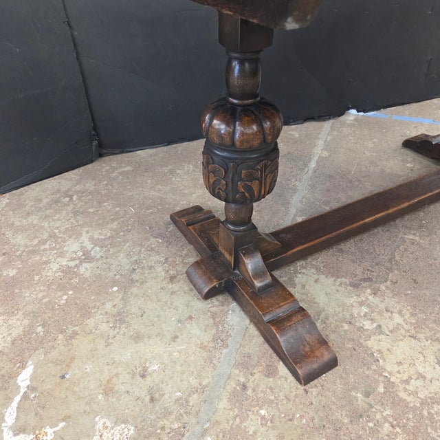 English Early 20th Century English Solid Oak Refectory Table With H-Stretcher Base and Bulbous Turned Legs For Sale - Image 3 of 11