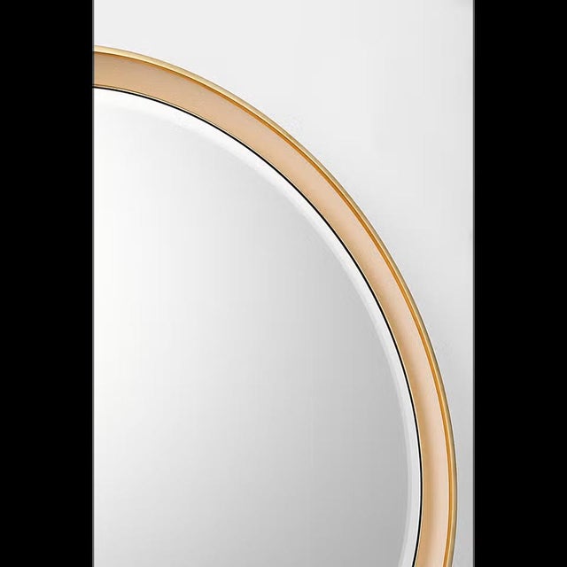 Visual Comfort Thomas O'Brien for Visual Comfort Signature Tricia 30" Illuminated Round Mirror in Polished Nickel and Gild For Sale - Image 4 of 10