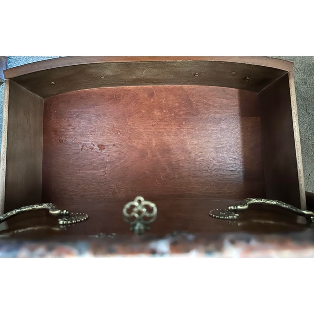 Late 20th Century Late 20th Century Henredon Burl Elm Neoclassical Marble Top Nightstand Bedside Chest For Sale - Image 5 of 11