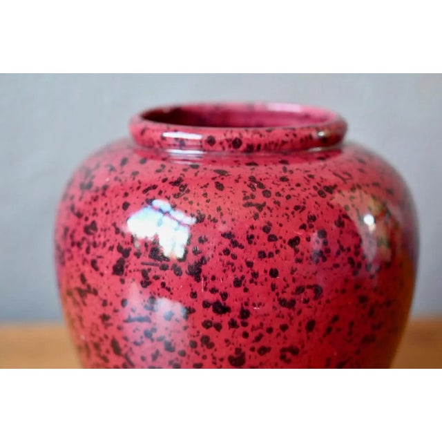 Contemporary Vintage Speckled Red Vase from Scheurich, 1980s For Sale - Image 3 of 6