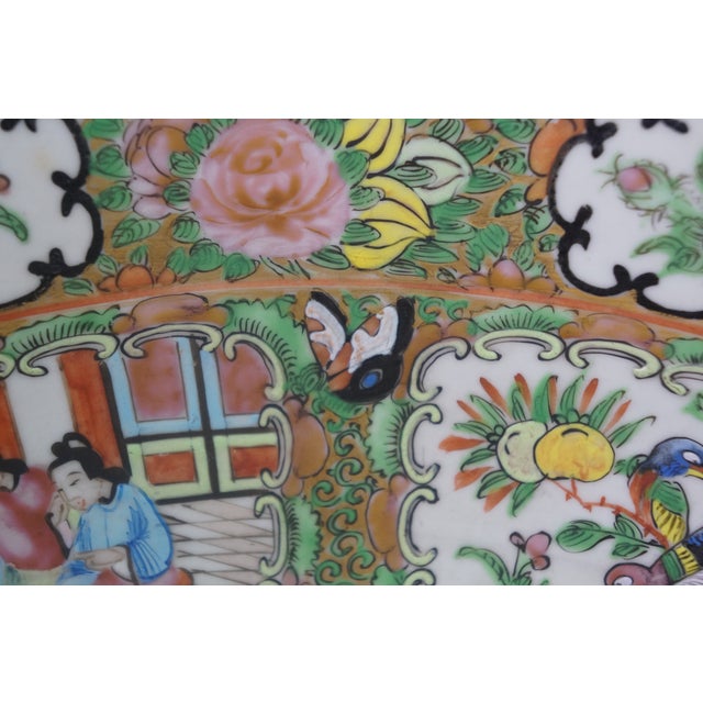 Antique Chinese Export Famille Rose Medallion Porcelain Serving Bowl & Platters For Sale - Image 10 of 18