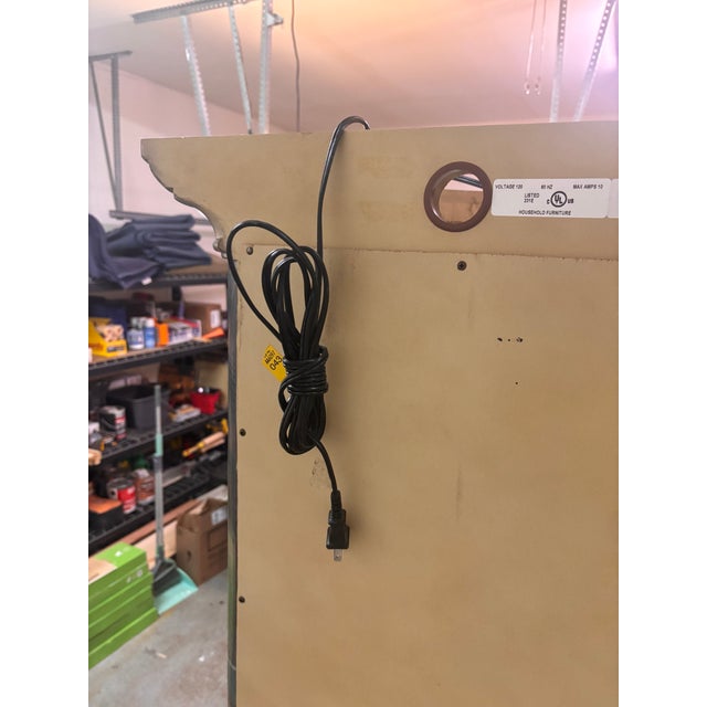 1990s Thomasville Ernest Hemingway Oval Dry Bar For Sale - Image 10 of 12