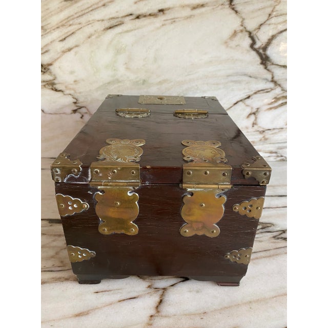 Vintage exquisite, rare lacquered mirrored jewelry box. Hollywood Regency - Chinoiserie style. Dark lacquered stained...