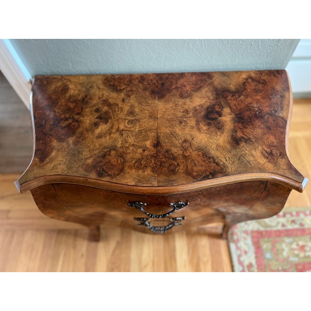 1950s 1950s Bombé Commode – Burl Walnut, Louis XV Style For Sale - Image 5 of 6