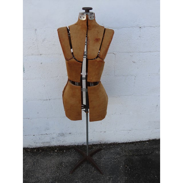 Traditional Ladies Small Dress Form Department Store Full Body Adjustable Mannequin 6328 For Sale - Image 3 of 15