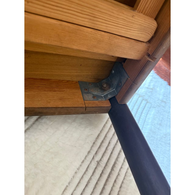 Mid 20th Century Modern Rosewood Extendable Dining Table For Sale - Image 11 of 12