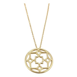 Mid 20th Century Tiffany & Co. Picasso 18k Yellow Gold Small Zellige Pendant Necklace For Sale