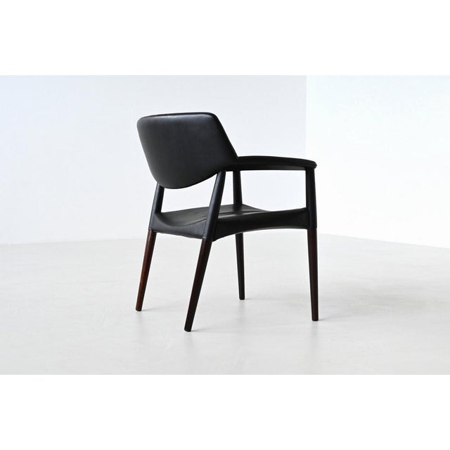 Mid-Century Modern Armchair in Rosewood by Ejner Larsen for Willy Beck, 1950s For Sale - Image 3 of 18