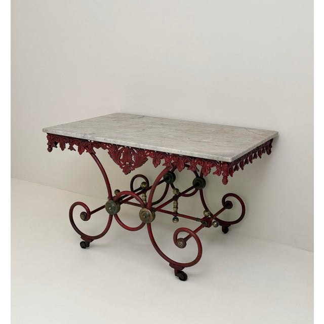 French Console Table, Early 20th Century, in Very Good conditions. Designed 1890 to 1919