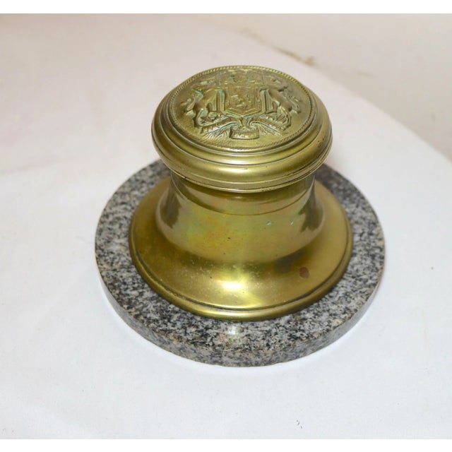 Figurative Large Antique British Coat of Arms Gilt Bronze Brass Marble Writing Desk Inkwell For Sale - Image 3 of 11