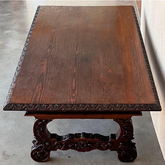 Gothic 19th Spanish Carved Walnut Renaissance Center or Coffee Table For Sale - Image 3 of 18
