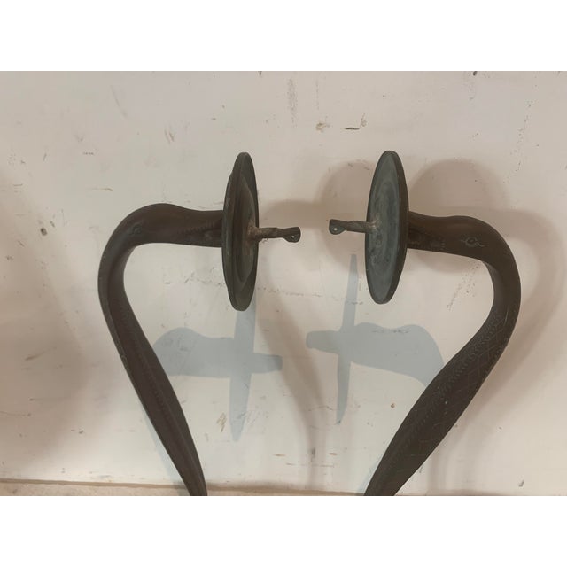 Pair of art deco solid bronze wall sconces snake-shaped sconces not electrified dimensions: h 9 x w 19 x d 35 cm 20th...