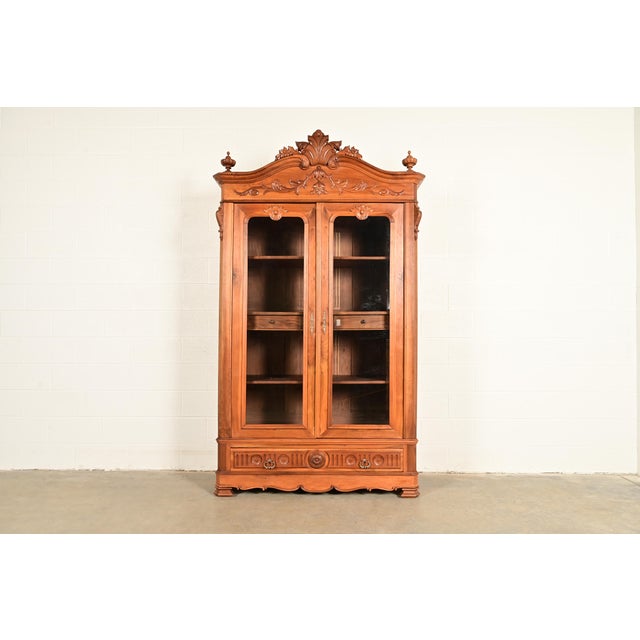 R. J. Horner Style Antique Victorian Carved Walnut Bookcase Cabinet, Circa 1880s For Sale - Image 15 of 15